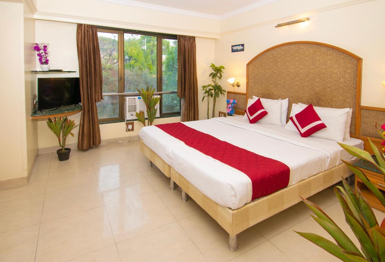 Octave Bund Garden Hotel Poona Buitenkant foto