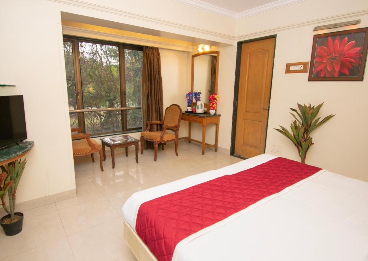 Octave Bund Garden Hotel Poona Buitenkant foto