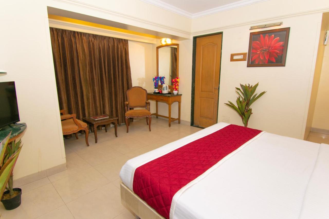 Octave Bund Garden Hotel Poona Buitenkant foto